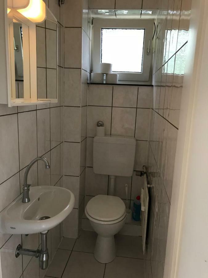 Ferienwohnungen In Moenchengladbach Esterno foto