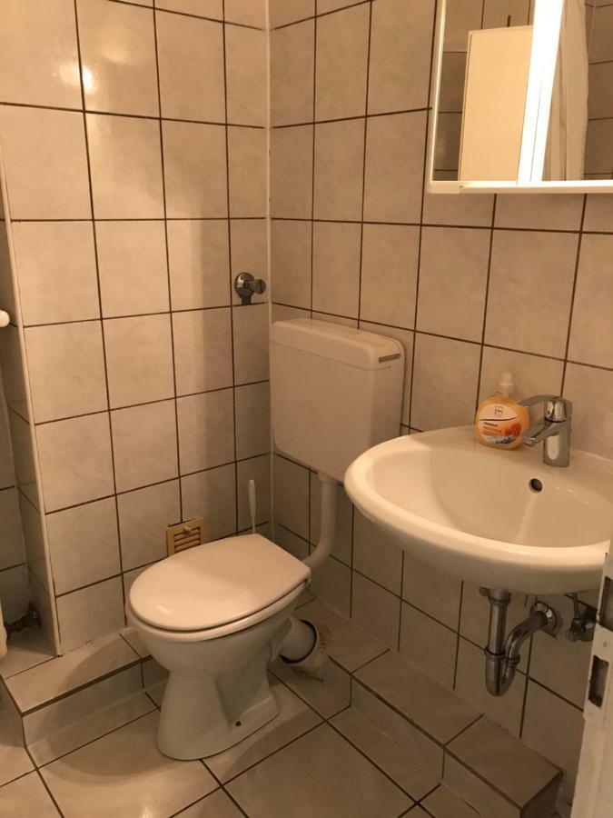 Ferienwohnungen In Moenchengladbach Esterno foto